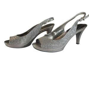 Nine West Silver Sparkly Peep Toe Slingback Heels | Size 7.5